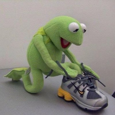 CUUC_CUUC's profile picture. 本に関わるお仕事してます。国内海外問わず、ミステリ、ホラー、SF特に読みます。皆が手に取らなそうな本も興味深く日々発掘調査( ˙ᒡ̱˙   ®)珈琲大好き。毎朝豆挽いてハンドドリップ、良い香り(๑⃙⃘ˊ꒳​ˋ๑⃙⃘)♪好きな珈琲豆は深煎りモカ。出勤前の珈琲読書タイム2時間確保。それが幸せꉂ(´꒳​`◍   )ｸｽｸｽ