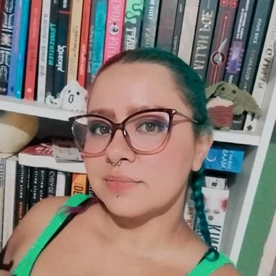 esthefanicrist6's profile picture. Ela/Dela 🏳️🌈
Twitter para postar coisas aleatórias sobre livros e leituras que faço!