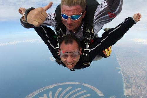 victorinQ8's profile picture. Traveller, father, husband, a little mad and loving it!!