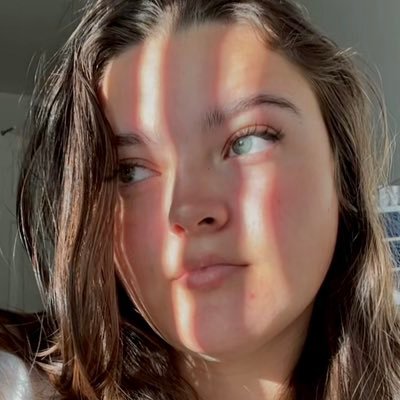 _lexireyes_'s profile picture. UGC Creator based in California. I help brands grow by creating quality videos and photos that are pleasing to the eyes, driving in more customers and sales!💞