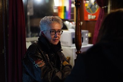 Elsbetha's profile picture. works with all ages and types of people (from kids to managers), feeds herself with social media but still loves analog reading,tolerable piano player and cook