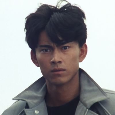 noodlespapi's profile picture. Below the heavens