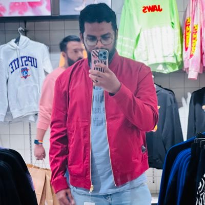 Xaverite,🖤Porché,🎮Valorant Fortnite, S.T.E.M. geek , Audiophile: Trance & Scores(Operas) ⚡️Engg⏩MBA, Surti by veins, Mallu by blood. Surat 🔛 Mumbai.