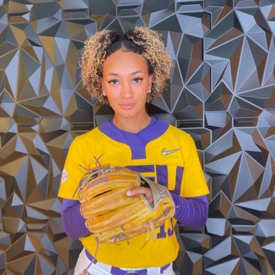 🦄LSU softball #13 ~BW🦋