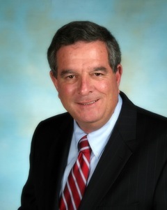 Peter Owen is a real estate agent focusing on rGarden City, Floral Park, West Hempstead, Franklin Square.