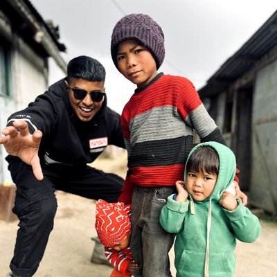 MeimozhiV's profile picture. 