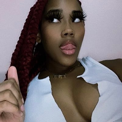 itsniiniiduh's profile picture. universal bad bitch⭐️