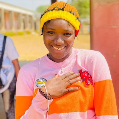 Omowunm1Karimot's profile picture. 