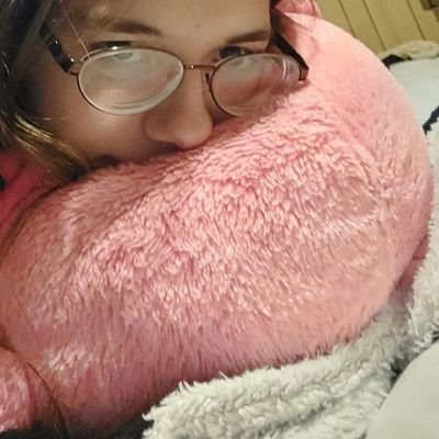 KitsuKatsu333's profile picture. 21 years old femme into ABDL and Chastity! She/they 18+ https://t.co/SM563cUStx