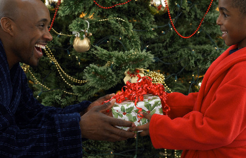 Follow4Giving's profile picture. Follow us on twitter and help find sponsors for children. Be the answer to a child´s prayer this holiday season and beyond by signing up!