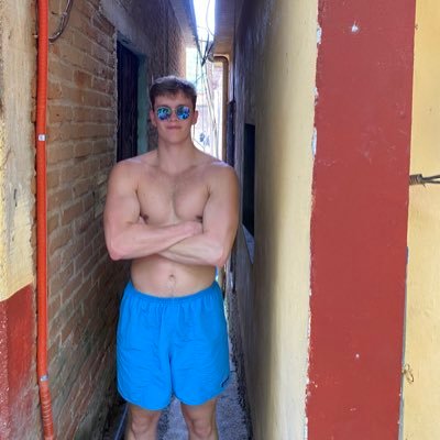 aanderson0605's profile picture. 