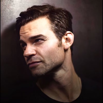 daniel gillies is my saviour 😭❤️         fan account , not impersonating anyone . just here to spread love for this kiddo 🤌