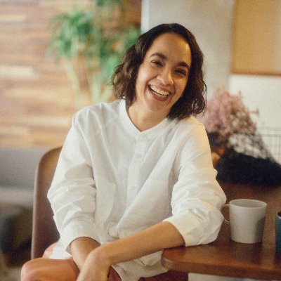 デザイナーとして福祉と教育の分野で活動・研究しています。好きなものは「文化」です。 一般社団法人シブヤフォント( @shibuyafont ) クリエイティブディレクター。歩行困難で車椅子を時電車代わりに使う。活動:https://t.co/PzIVvU63C1 PROFILE Photo: SOLIT!
