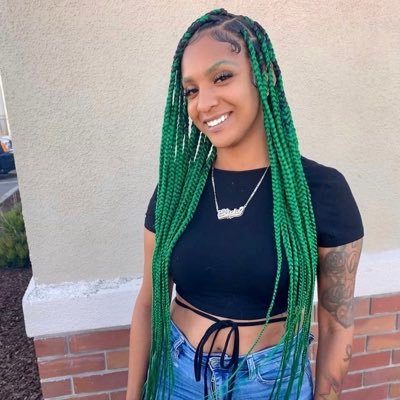 h_townsisi's profile picture. 