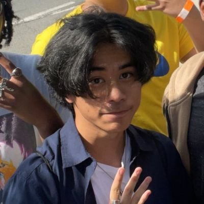 🇵🇭 | 21 | He/Him | Trunks guy | Personal Account: @MichaelBucoy | BlueSky: @soribucoy.bsky.social | Rivals Retirement Home | Play E's Laf++