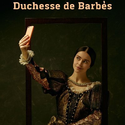 La duchesse de Barbès est l'incarnation du charme parisien.

D'une beauté classique, elle apporte grâce et élégance à sa ville.

Elle est élégante, sophistiquée