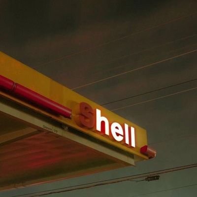 LectureMfana's profile picture. Get out your feelings and go get some rands