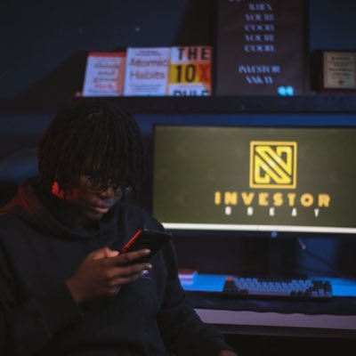 InvestorNnKay's profile picture. •Her •Offered To A Deity •Becoming •Financial Markets Trader •Creative