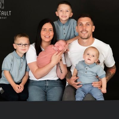 LisaBright87's profile picture. ❤️