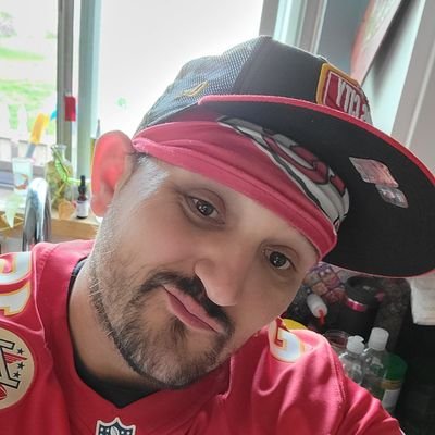 Just a guy living in sobriety cheering on the chiefs any chance I get. Been through hell and back and still smiling like nothing ever happened.