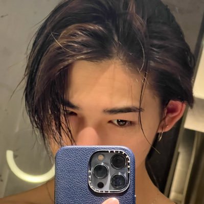 lovenshmrk's profile picture. 