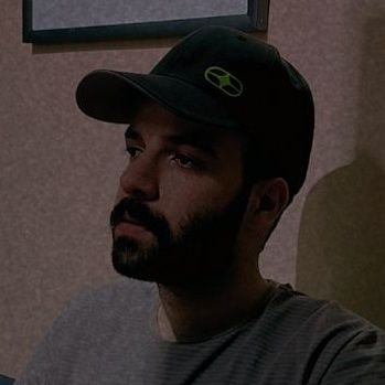 أُحب أن أقتبس ولكن في أغلب الأحيان أَكتُب ما تراه عينك .
electrical and electronics engineer .