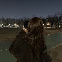 nVvM2CiXMrvHTl1's profile picture. 