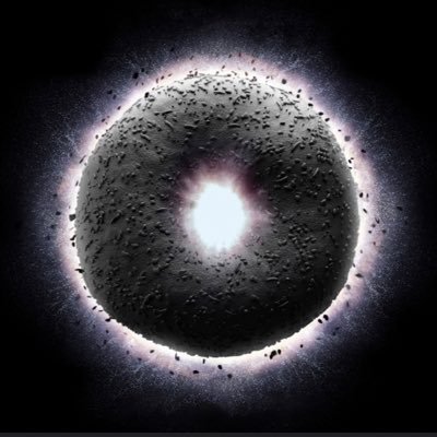 Foxsakee's profile picture. she/her