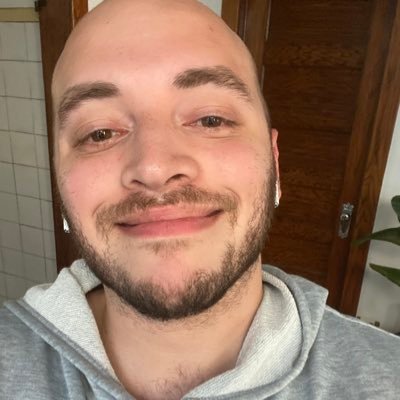 huhuliii's profile picture. they/them ☀️