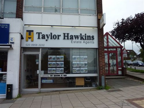 Taylor Hawkins are Edgware's leading Estate Agents in both the Sales and Letting markets, please call us on 0208 958 2222