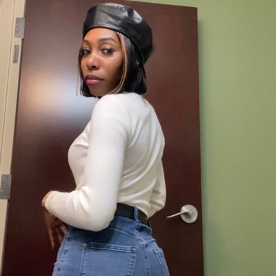 Pink_Privacy's profile picture. 💙