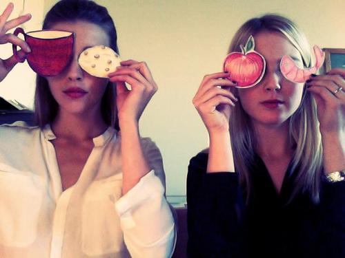 GourmandesDeMtl's profile picture. Deux blogueuses (une brune, une blonde), montréalaises (une ancienne, une nouvelle) et passionnées (lire ''amateures'') de gastronomie.