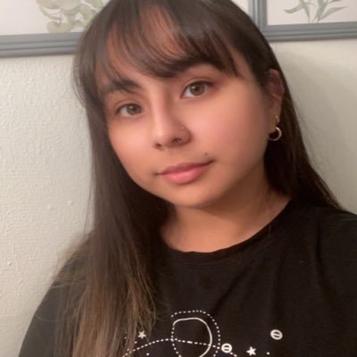 PurpleFlowers96's profile picture. Boring/Friendly/Always Tired 🦋