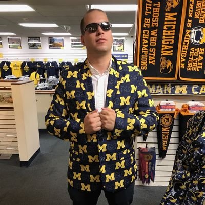 MikeR_SH's profile picture. Councilman in @SterlingHeights, Michigan's 4th largest city & Dem Political Consultant. Proud @Umich, @Columbia, @LSEhistory Grad. #PureMacomb #Urbanist #Biden