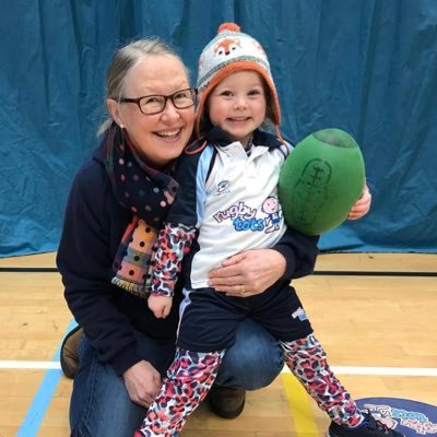 alipick22's profile picture. 