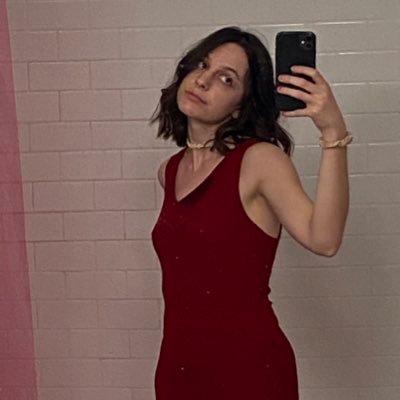 overzealousyy's profile picture. astrology to shitposting pipeline