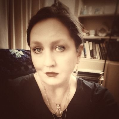 VampWriterGRRL Profile Picture