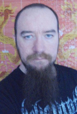 Experimental electronic musician, Synth DIY enthusiast.