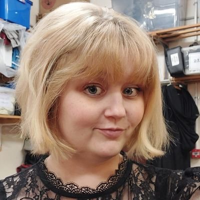 Emma. Blonde bobbed. Writer- signed by @WeAreProvoco . Book Blogger. Biscuit nibbler. Cat lover. Cornish. Open to proofs/ARCs/e-ARCs.
