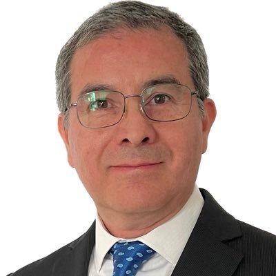 ArcadioGonzalez's profile picture. Deuda pública x habitante en México 4,842 euros en 2021 y creciendo... Deuda pública en 2021 equivale al 57,63% del PIB https://t.co/Pwc2sjJh2B