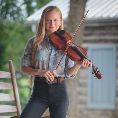 Howdy y'all! 2x Natl Buck Dance Champ, I'm a dancing fiddler 18 1.4 million Facebook * • 260k TikTok 150k Insta 120k YouTube
