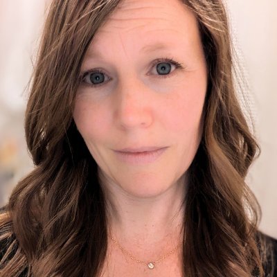 LauraBradbury14's profile picture. Nurse Practitioner & Psychotherapist, 
BrainCare, Owner, Founder. Quality Experience Leader @OSMH_News
@SickKidsNews always in my heart. Neuroscience nerd.