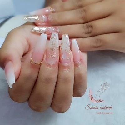 ciganasalome12's profile picture. (INSTRUTORA)
🌼Elevando auto estima através das unhas🌼
•Cursos📚 
•Atendimento com hora marcada⏱️
•Especialista em Alongamentos e NailArt 👩‍🎨
BEM VINDA