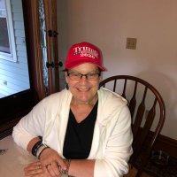 Debbie Cyr (@radmom32) Twitter profile photo