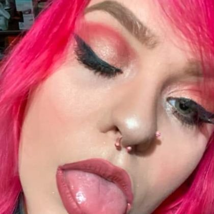 ShelbertThe's profile picture. yo, live life and let live omnm, bmth, and katyp ty for reading have a lovely day! I'm 23 btw! onkyfans too, DM for content