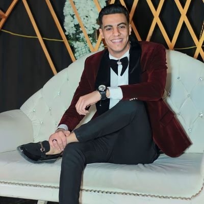 .. لا اله إلا انت سبحانك اني كنت من الظالمين..🌸👌🏽