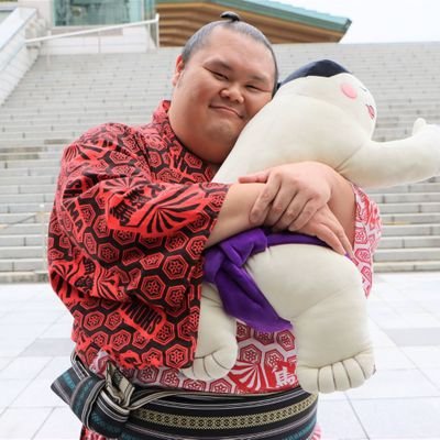 DEqp7RTJ8RytwN1's profile picture. 相撲大好きです！
九重部屋と鳴戸部屋推しです！！
よろしくお願いします😊