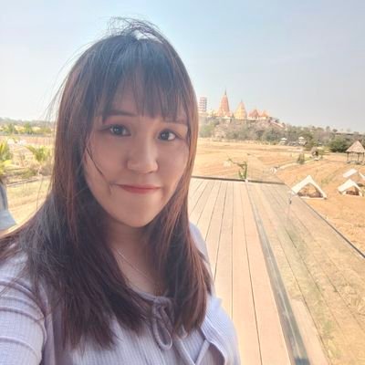 JaneJunNi's profile picture. Just an ordinary girl 😉