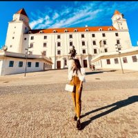 Gloria (@gloriab41312256) 's Twitter Profile