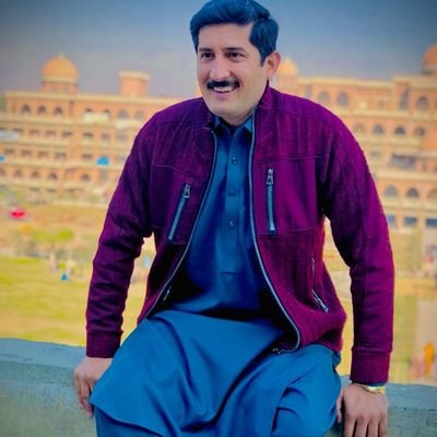 وَتُعِزُّ مَن تَشَاءُ وَتُذِلُّ مَن تَشَاءُۖ بے شک عزت اور ذلت اللہ کے ہاتھ میں ہے